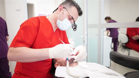 Rehber: Özel Diş Klinikleri Nasıl Seçilir?